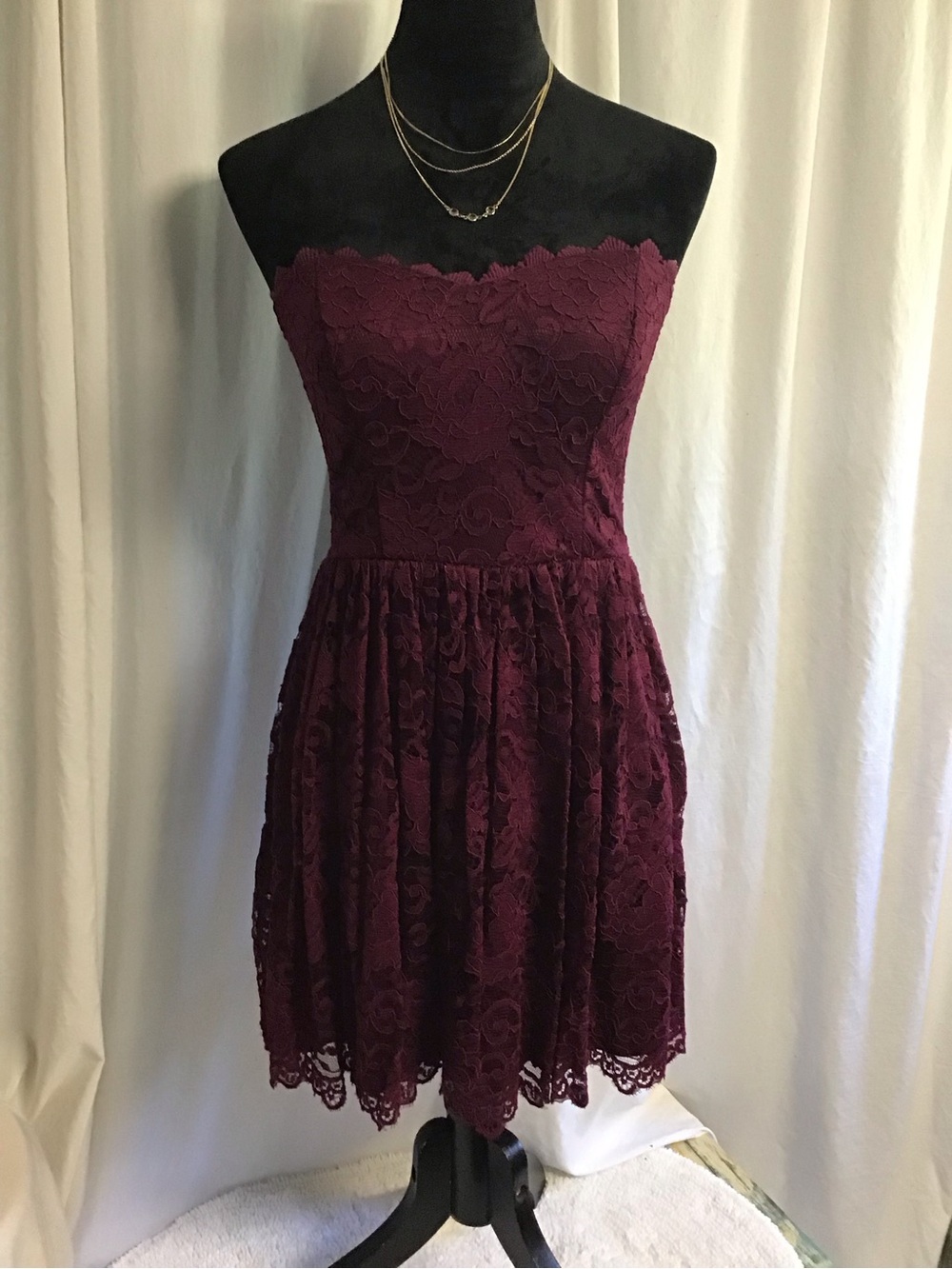 City Triangles Strapless Lace Dress in Burgundy